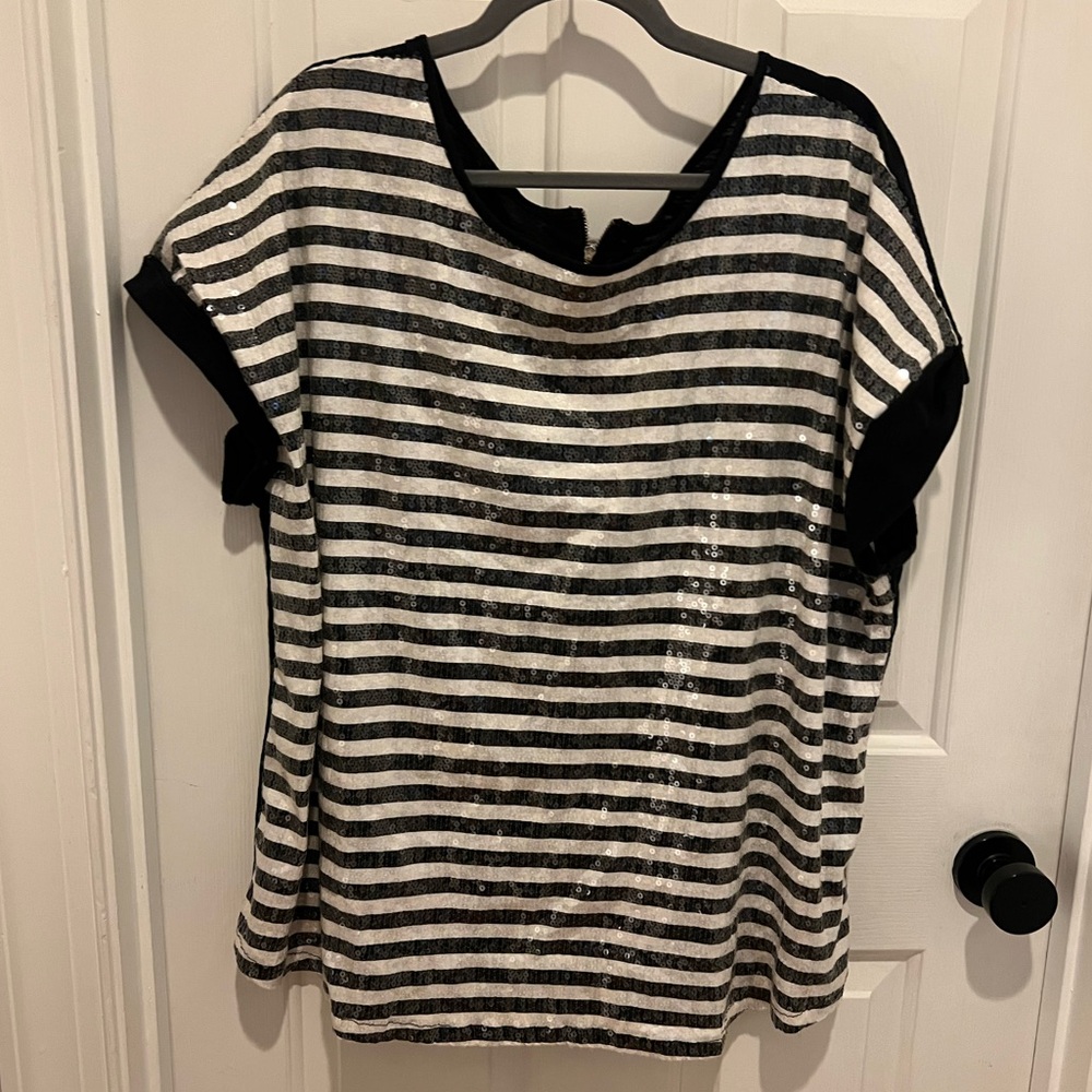 Lane Bryant Black & White Striped Sequin Short Sleeve Tee